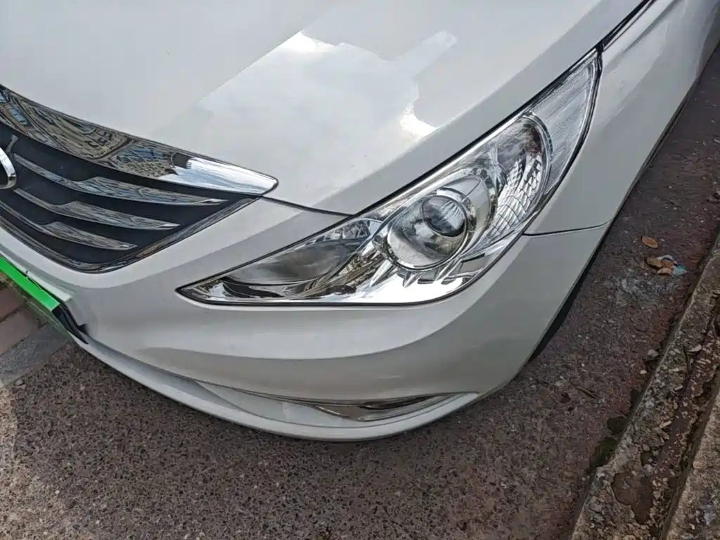 Фото 24 - Hyundai Sonata