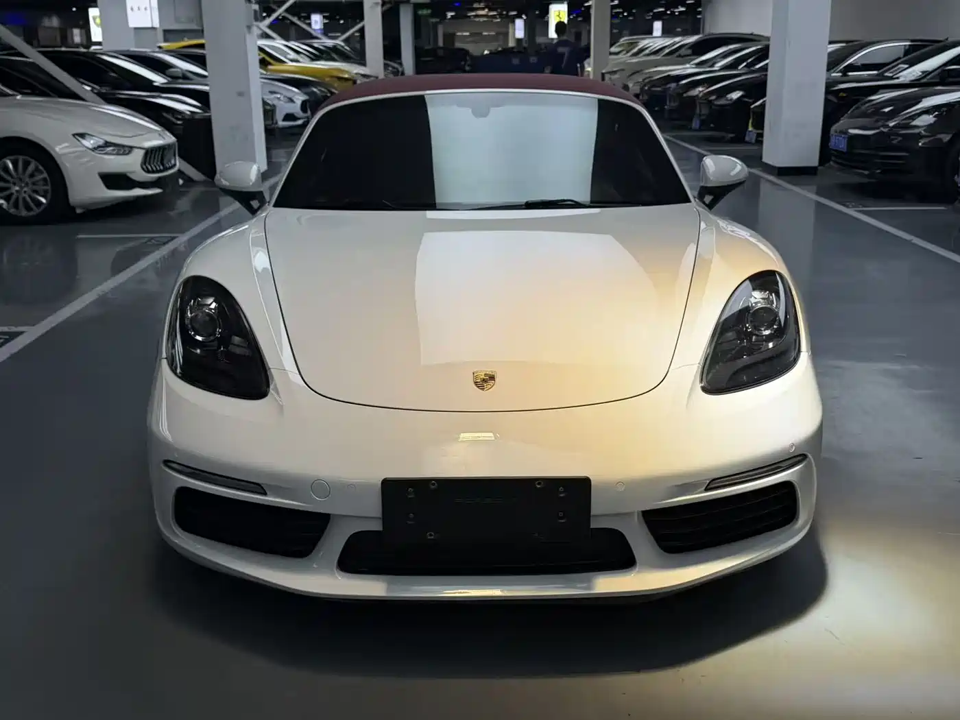 Porsche 718 2020 Boxster 2.0T фото 2