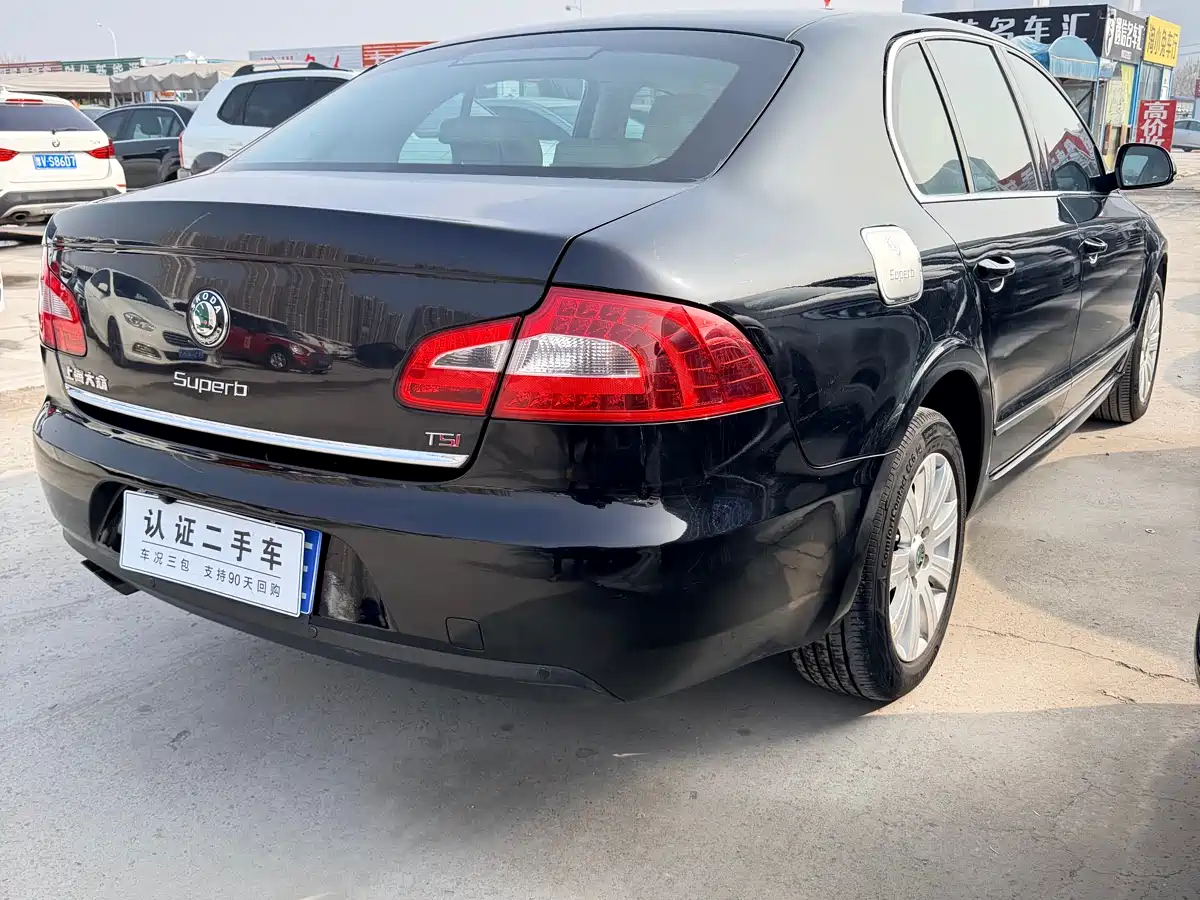 Škoda Superb 2012 1.8TSI Automatic Elegance Edition фото 5