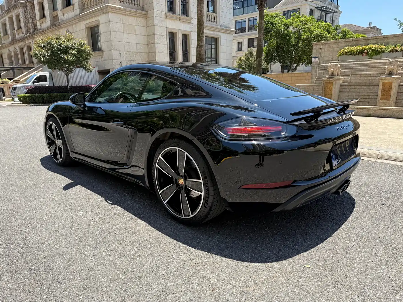 Porsche 718 2018 Cayman 2.0T фото 5