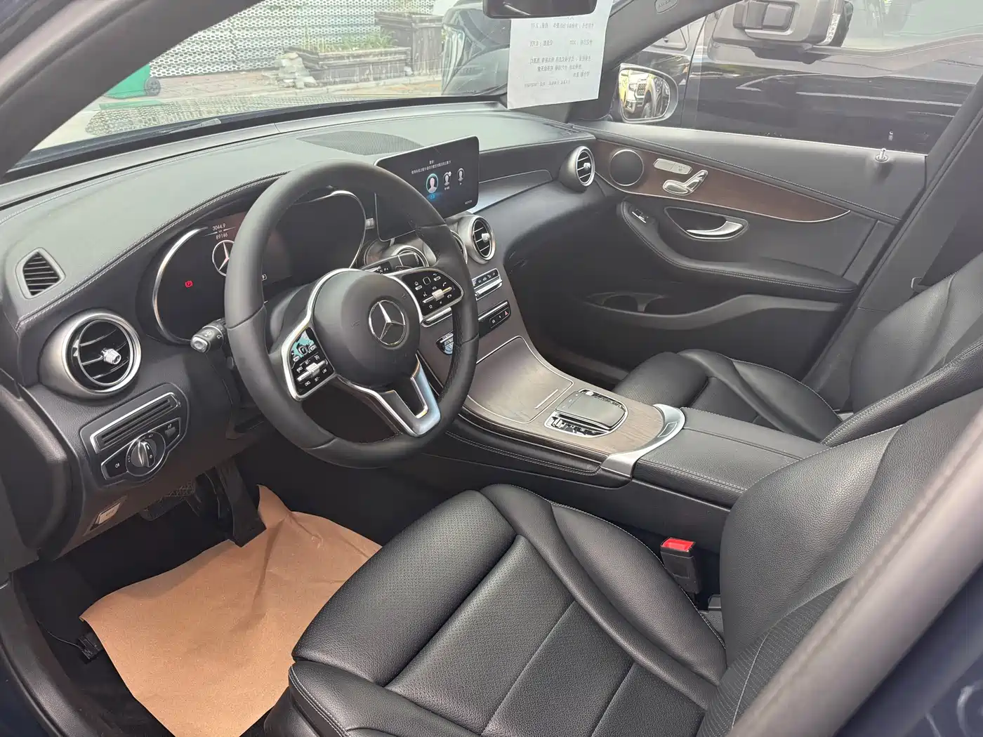 Mercedes-Benz GLC 2021 GLC 260 L 4MATIC Luxury фото 4