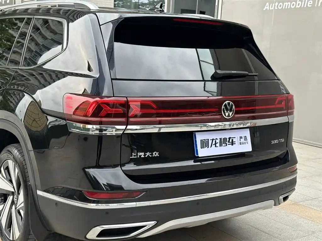 Volkswagen Teramont 2023 330TSI FWD Premium Luxury Edition фото 13