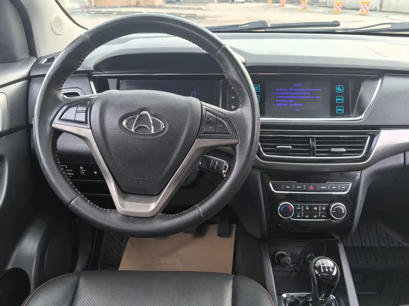 Changan Kaicheng Changan Oushang A600 2016 2016 1.5L Manual Luxury 7-Seater