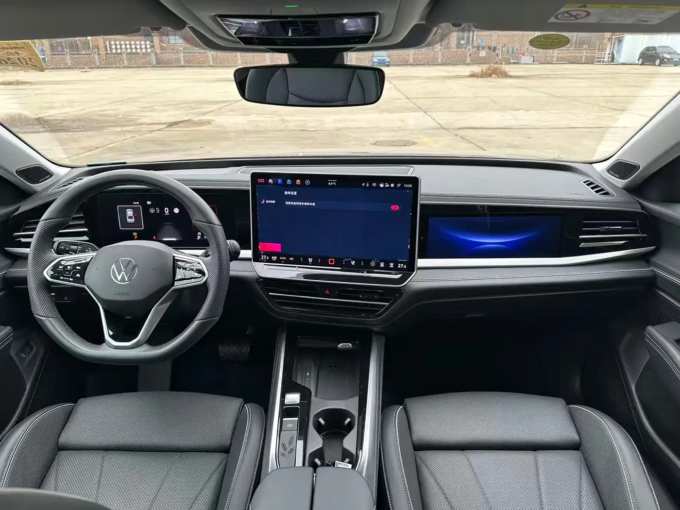 Volkswagen Passat 2025 Outstanding 380TSI Dragon Glory Edition фото 7