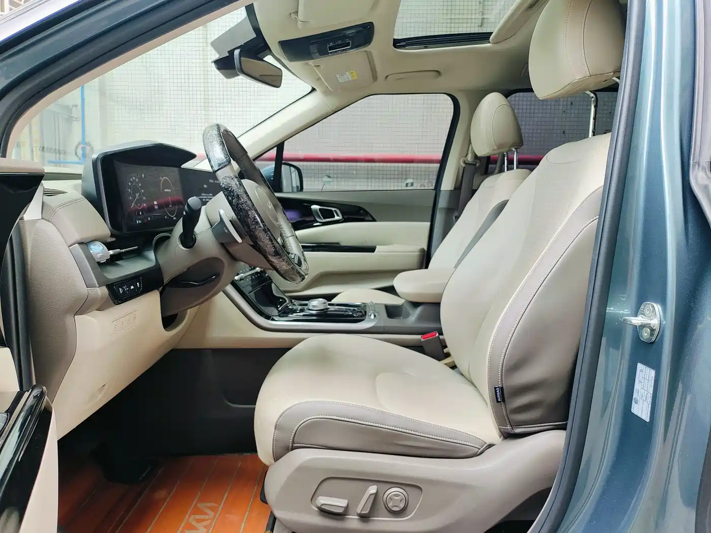 Kia Carnival 2021 2.0T Flagship Edition фото 12
