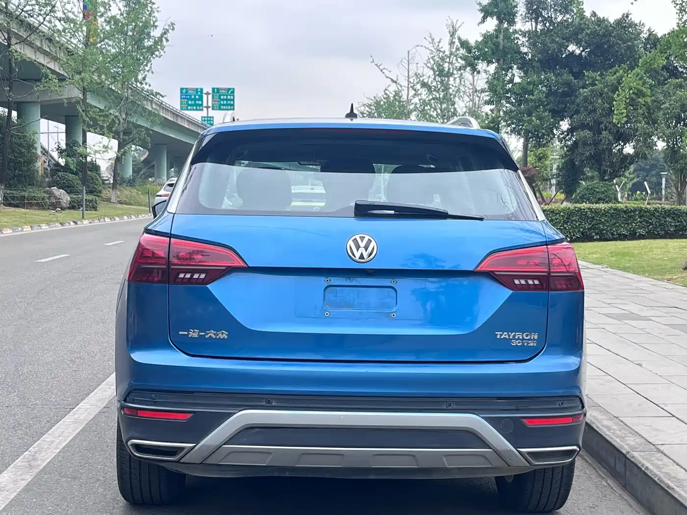Volkswagen Tayron 2019 330TSI 2WD Luxury Plus China VI фото 28