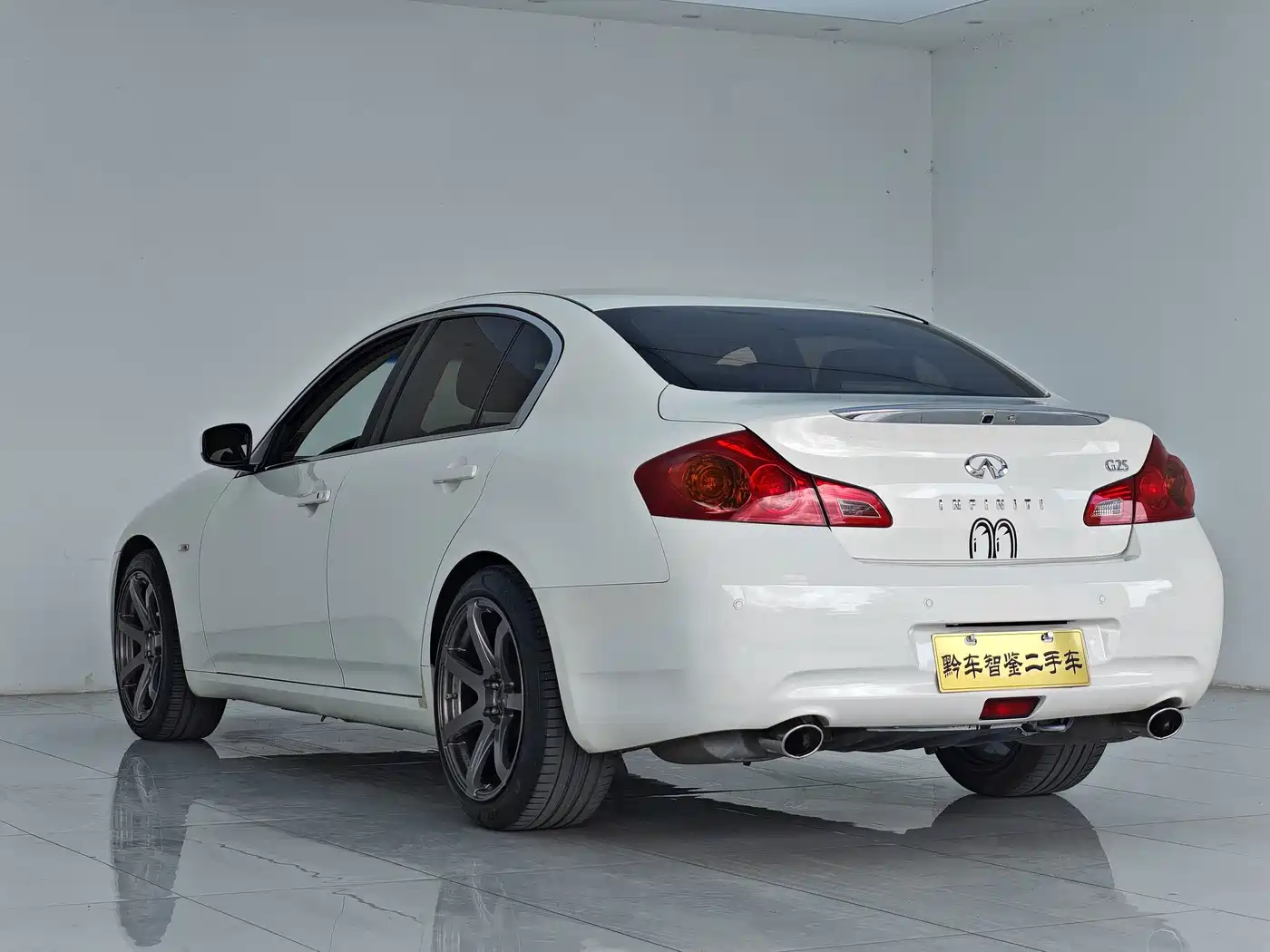Infiniti G Series 2012 2010 Model G25 Sedan Luxury Sport Edition