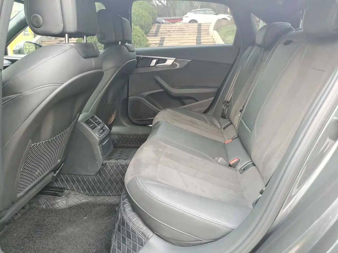 Audi A4L 2024 45 TFSI quattro Premium Dynamic фото 16