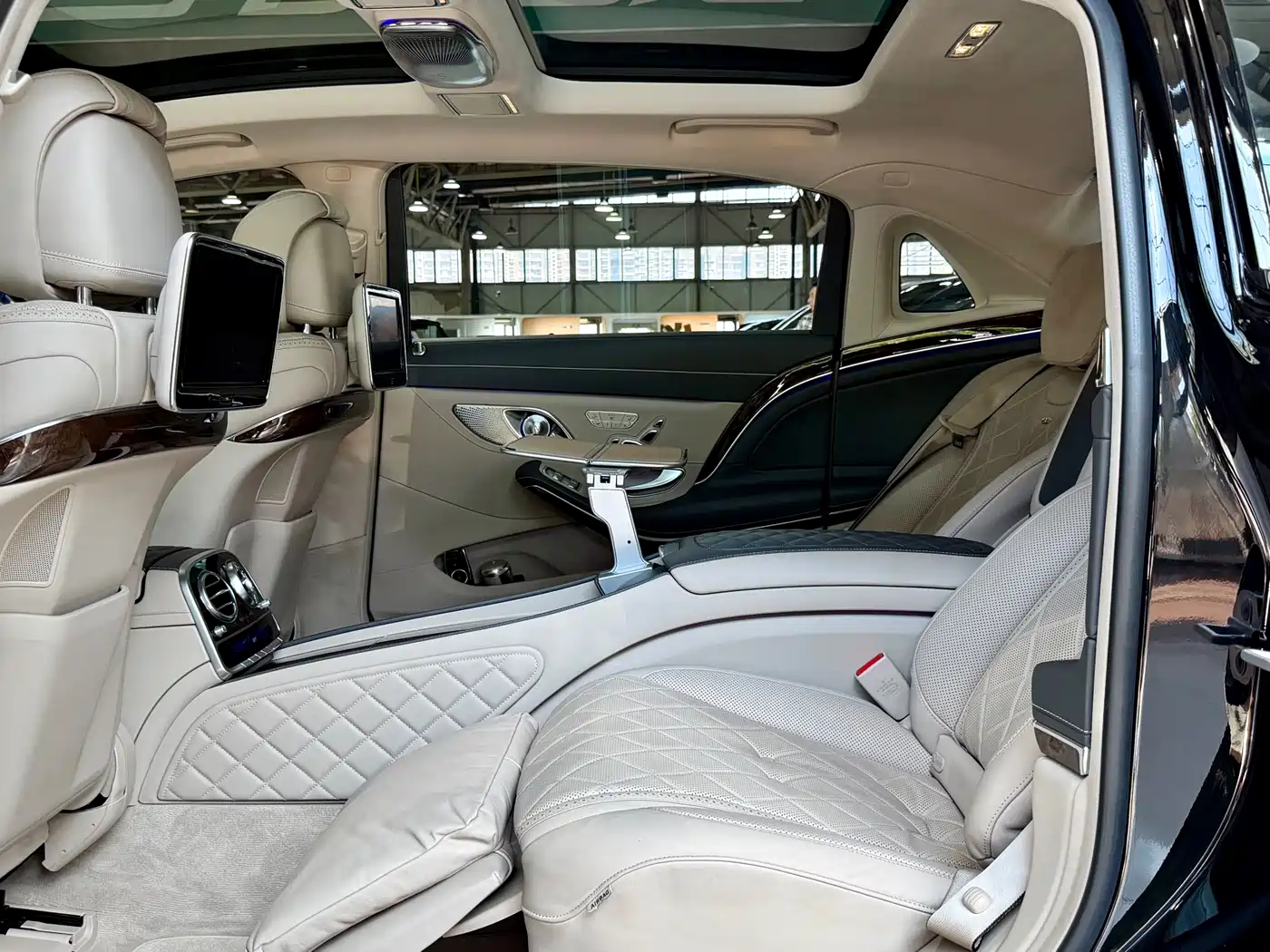 Mercedes-Benz Maybach S-Class 2017 S 600 фото 27