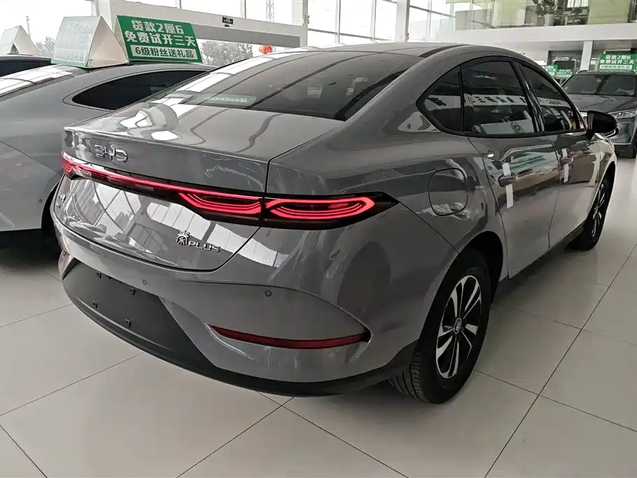 BYD Qin PLUS 2026 Model DM-i 210KM Progressive Edition фото 3