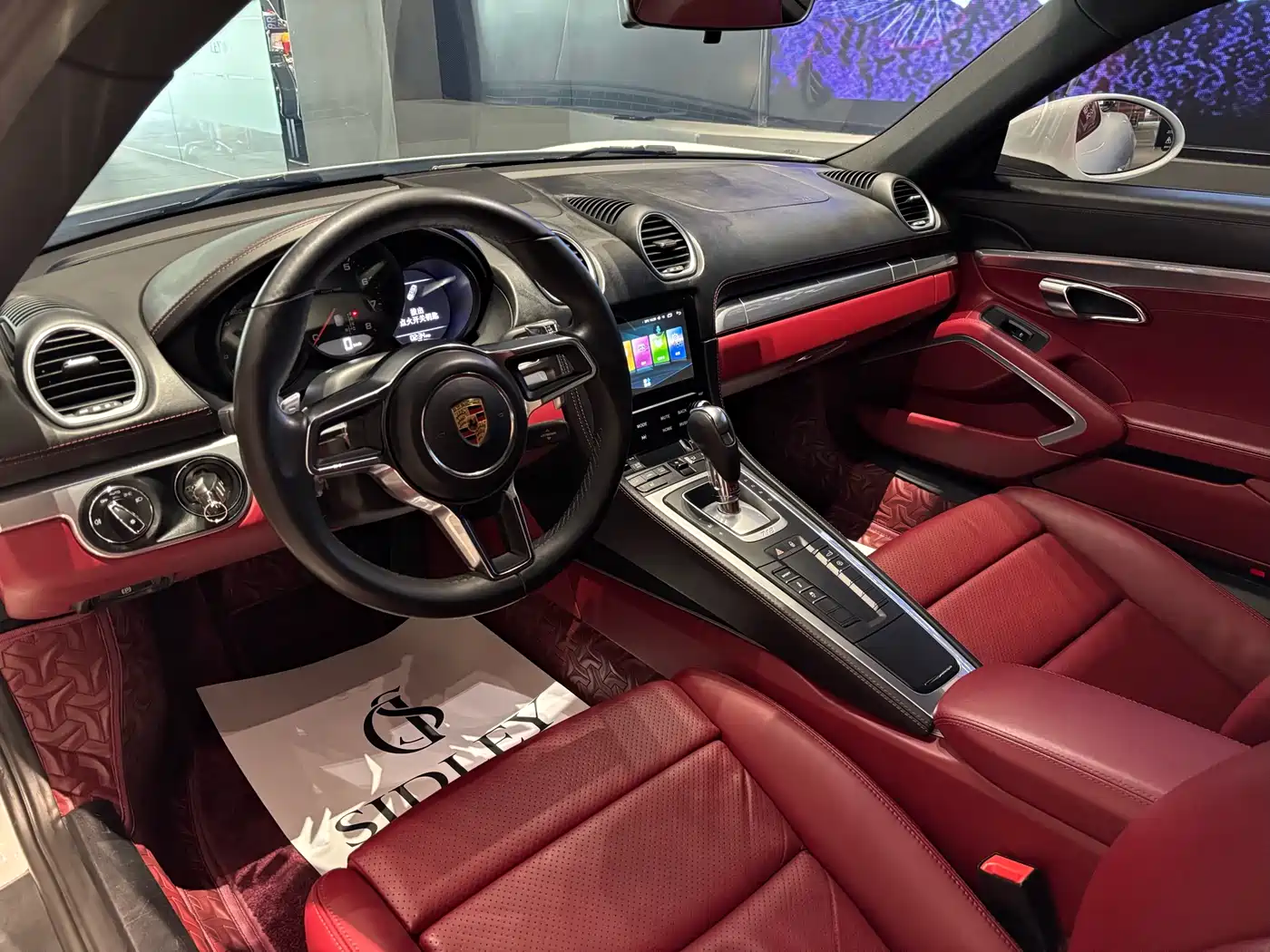 Porsche 718 2016 Cayman 2.0T фото 13
