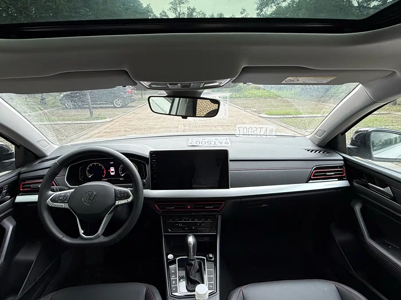 Volkswagen Lavida 2024 Model 300TSI DSG Starlight Leading Edition фото 5