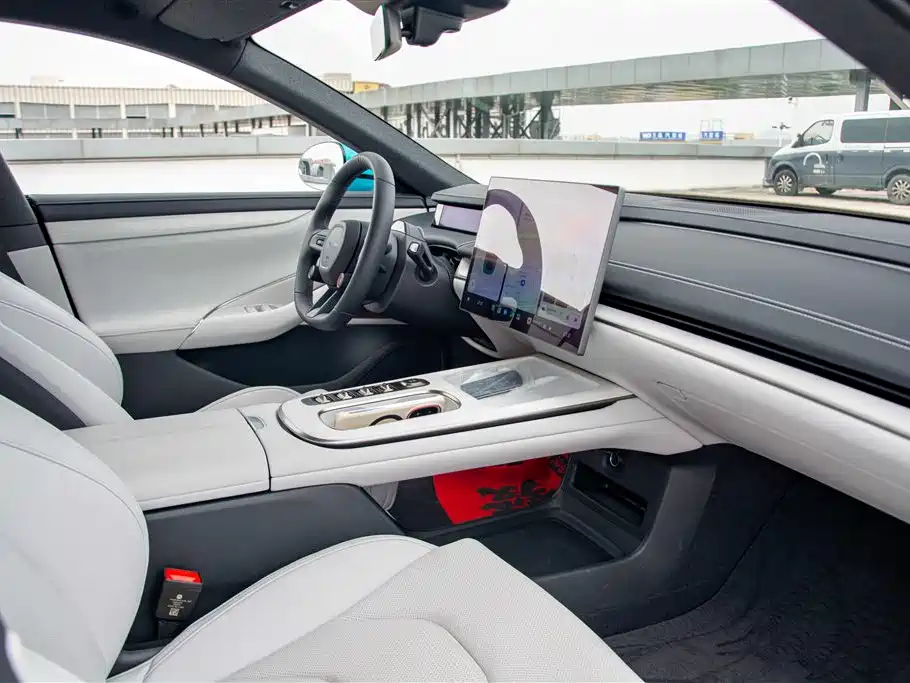 Xiaomi Auto Xiaomi SU7 2024 RWD Ultra Long Range Advanced Smart Driving Pro Edition фото 13