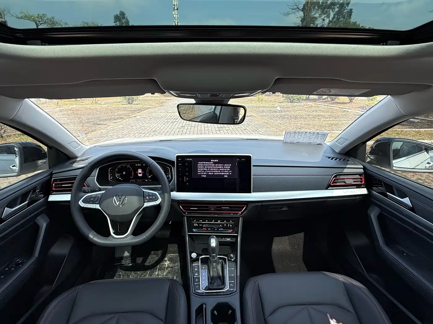 Volkswagen Lavida 2024 Model 300TSI DSG Starlight Leading Edition фото 5