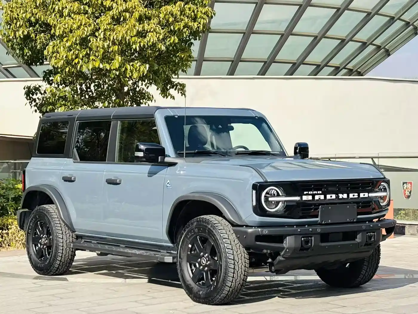 Ford Bronco 2026 2024 2.3T Black Diamond