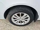 Фото 23 - Geely Vision