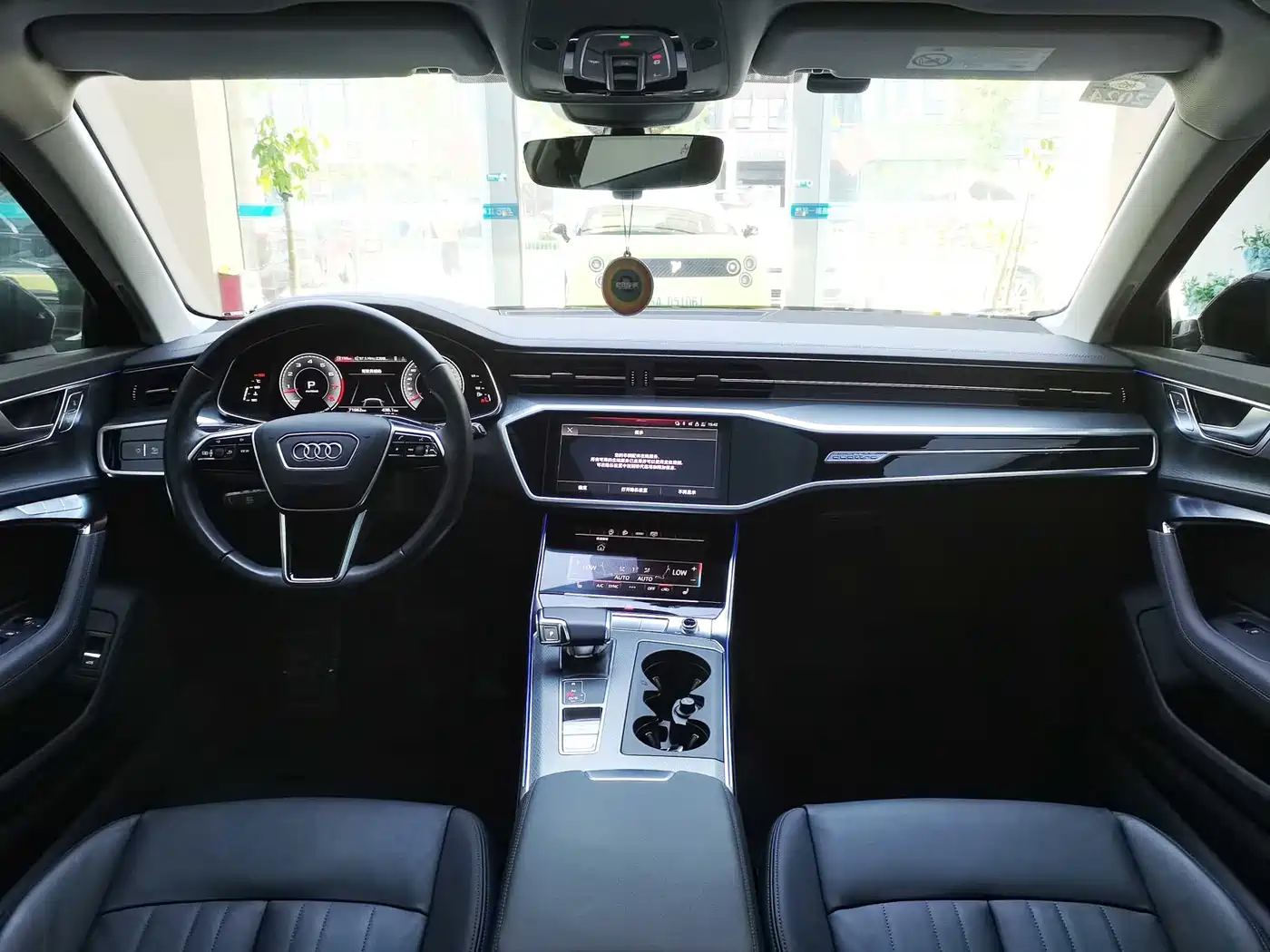Audi A6 (Import) 2022 allroad quattro Explorer 55 TFSI Premium Off-road фото 11