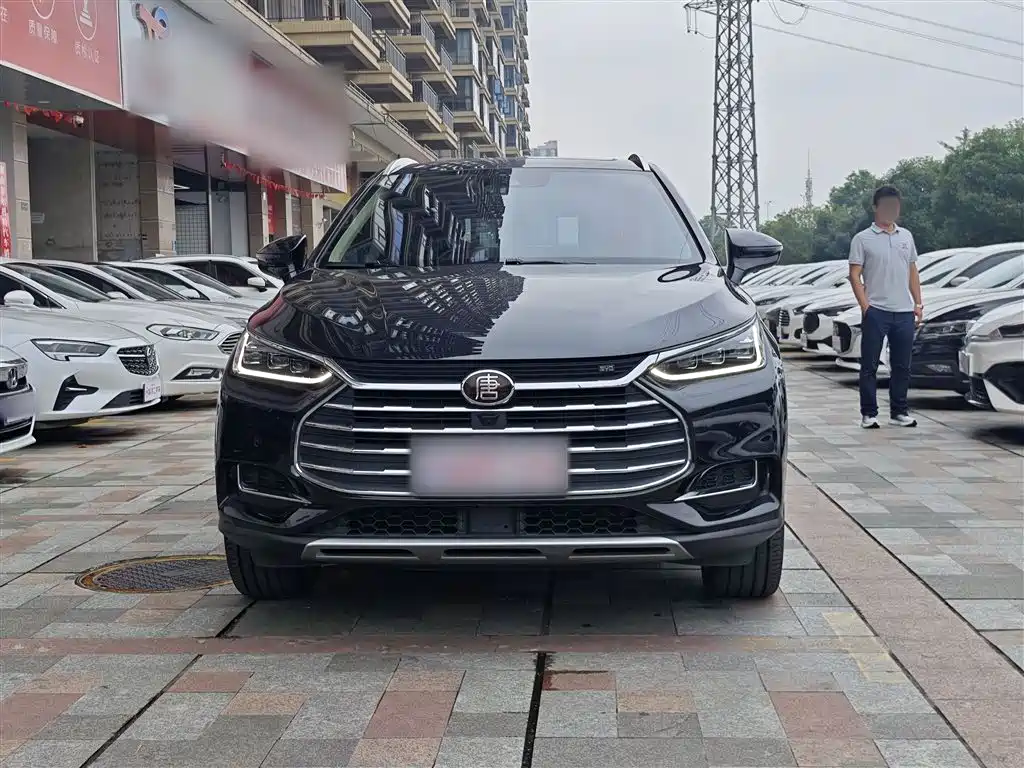 BYD Tang 2018 2.0T Automatic Smart Connection Honor Edition 7-Seater China V фото 5