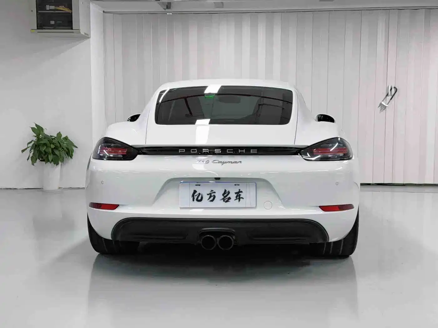 Porsche 718 2018 Cayman 2.0T фото 7