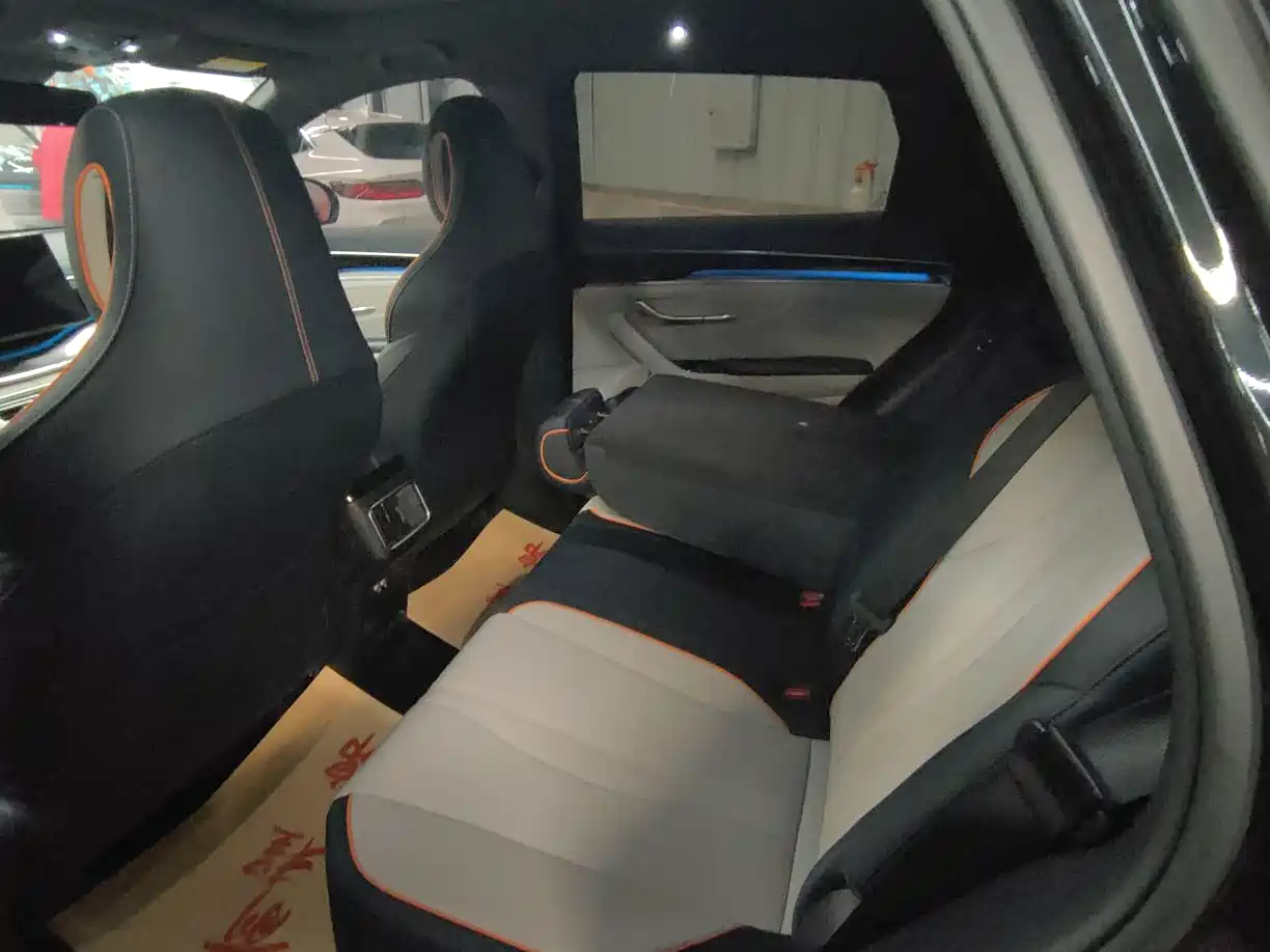 BYD Song PLUS PHEV 2021 DM-i 110KM Flagship PLUS фото 17