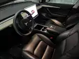 Фото 9 - Tesla Model 3