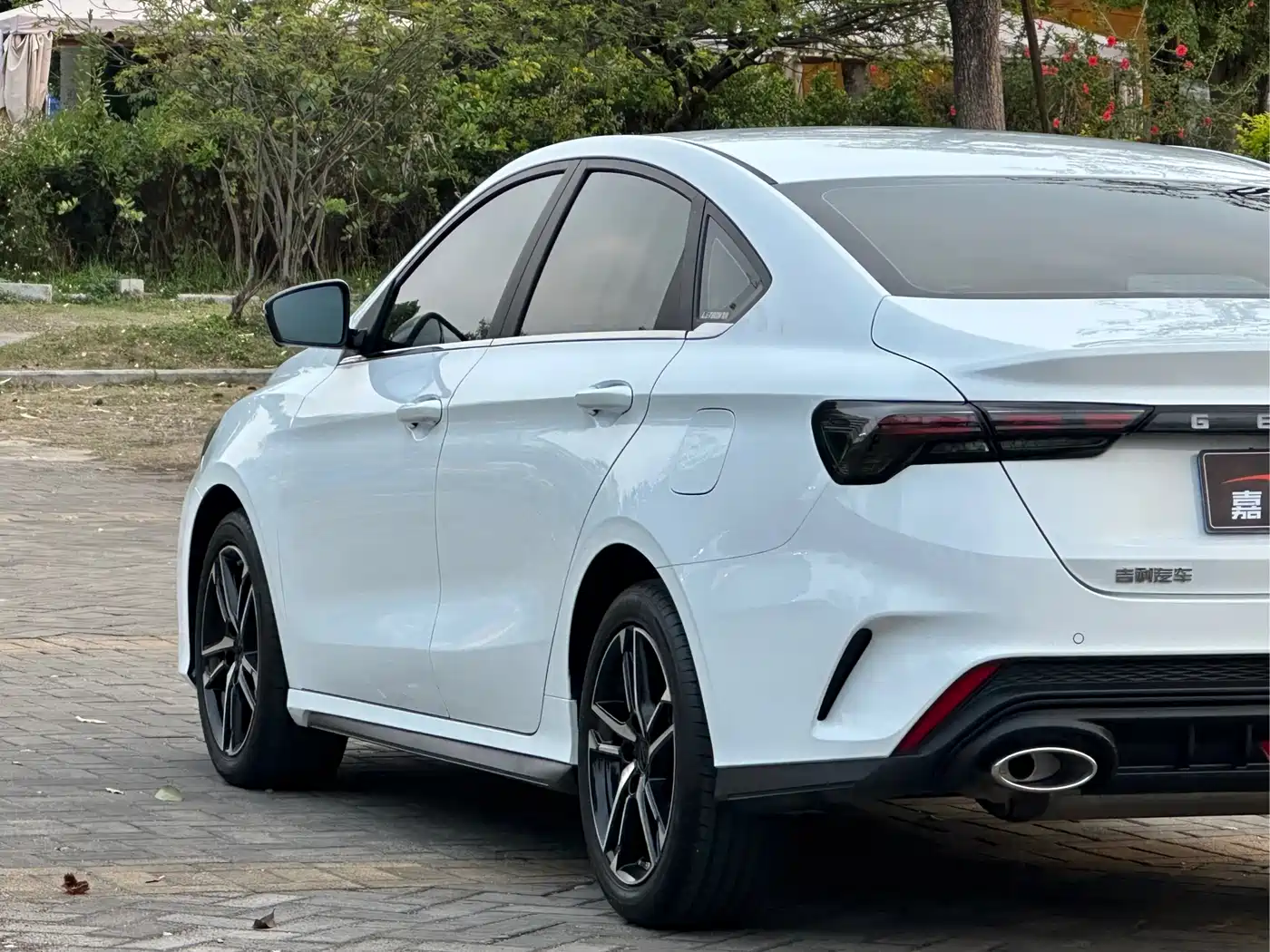 GEELY AUTOMOBILE BINRUI