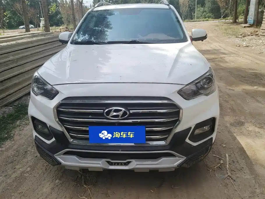 Hyundai Beijing Hyundai ix35 2019 2.0L Automatic 2WD Zhiyong·Smooth Enjoy China VI фото 2