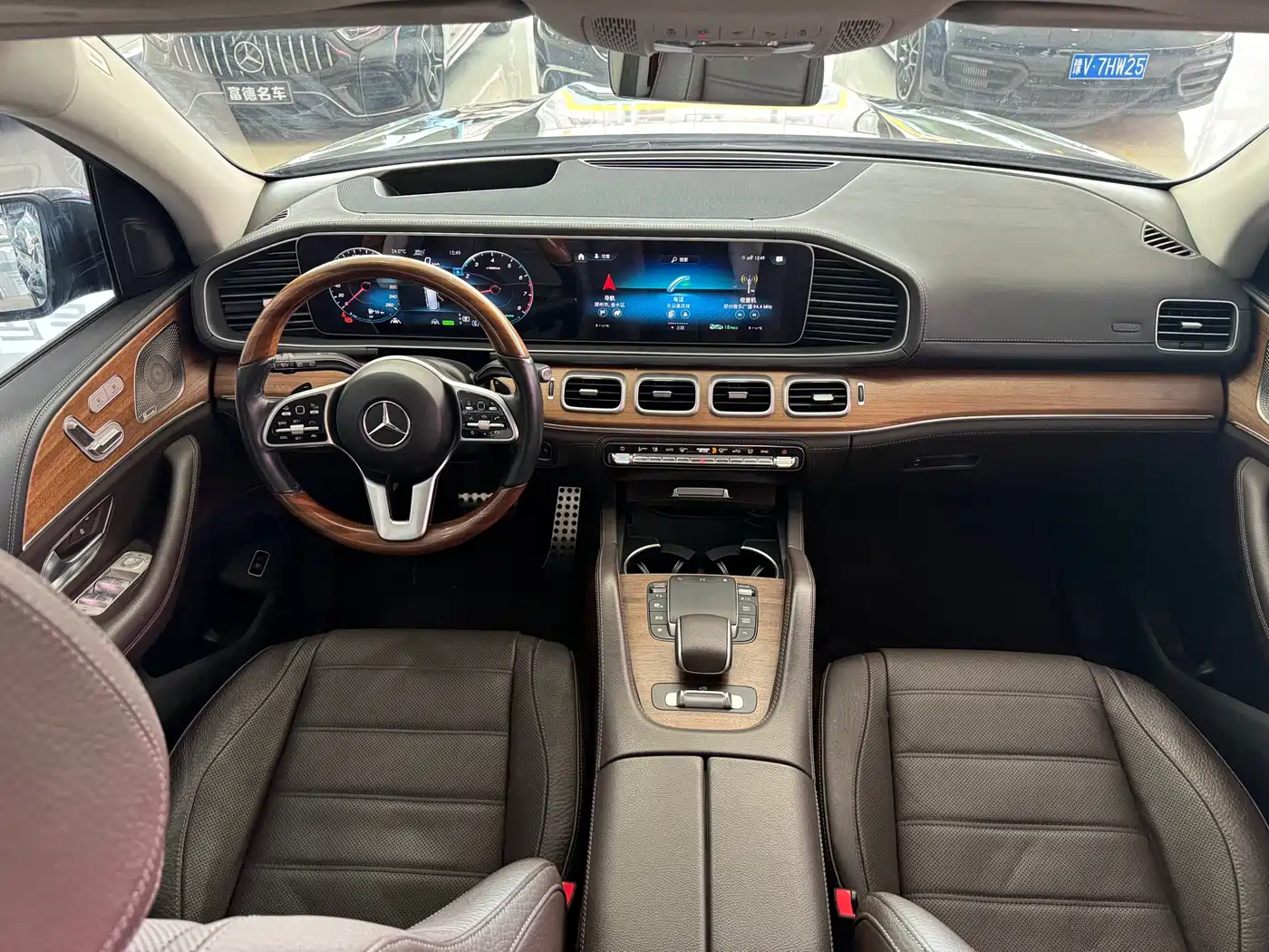 Mercedes-Benz GLS 2022 Second Facelift GLS 450 4MATIC Luxury фото 13