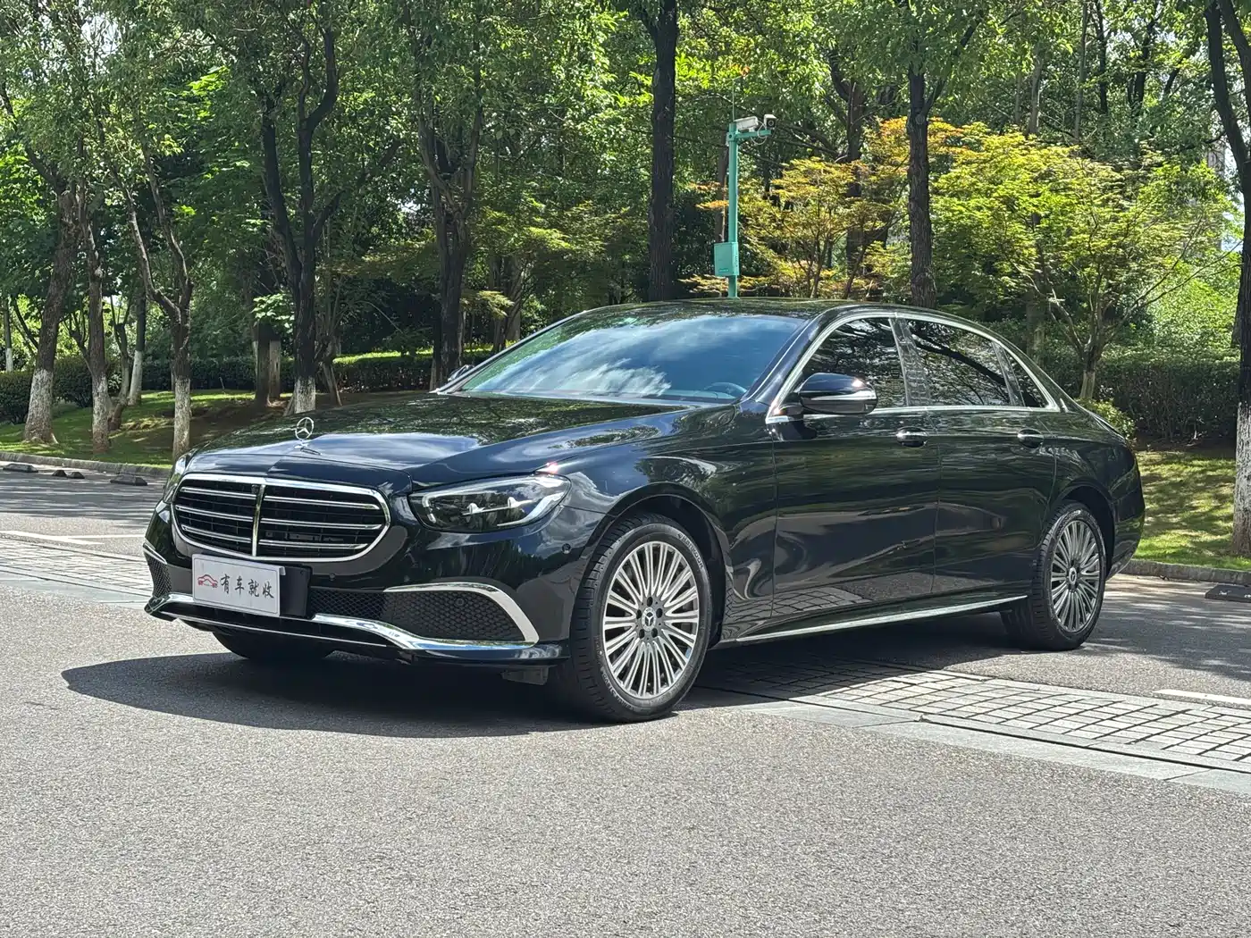 Mercedes-Benz E-Class 2019 E 200 L Sport 4MATIC