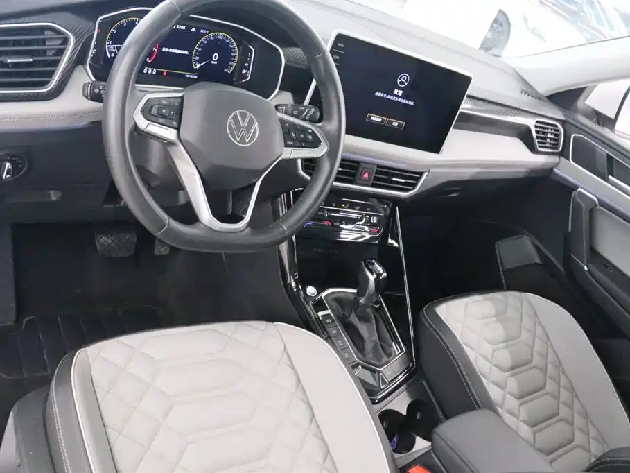 Volkswagen Tayron 2023 300TSI 2WD Luxury Plus Advanced Edition фото 11