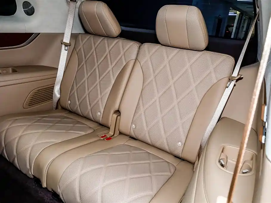AITO Wenjie AITO M9 2025 Extended Range Ultra 52kWh 6-Seater фото 11