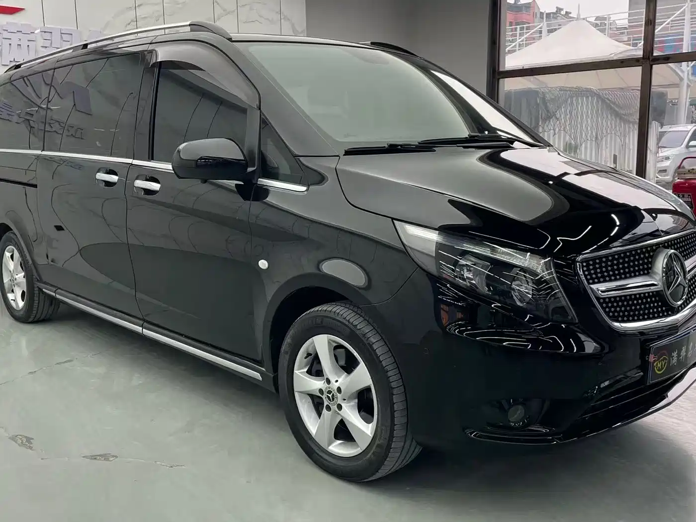 Mercedes-Benz Vito 2018 2.0T Elite Edition 7-Seater China V фото 3