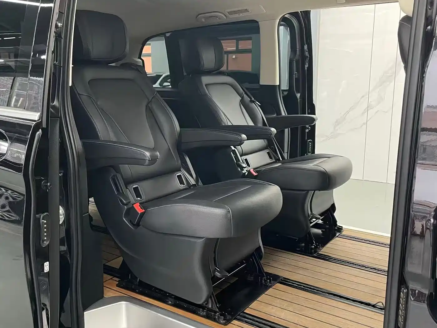 Mercedes-Benz Vito 2018 2.0T Elite Edition 7-Seater China V фото 18