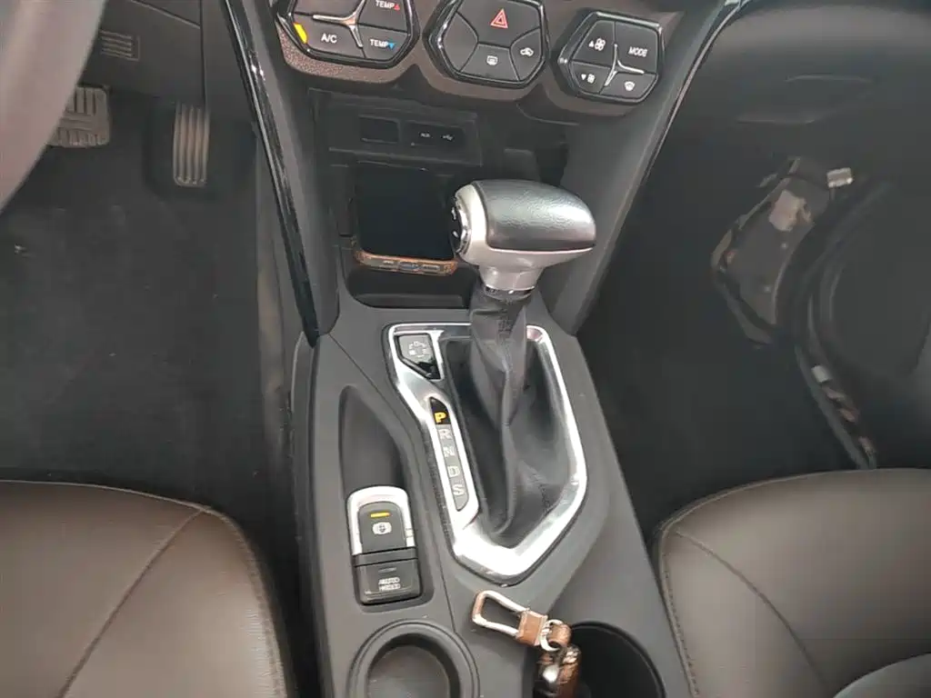 GAC Trumpchi Trumpchi GS4 2017 235T Automatic 2WD Elite фото 14