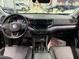 Фото 11 - Jeep Grand Commander