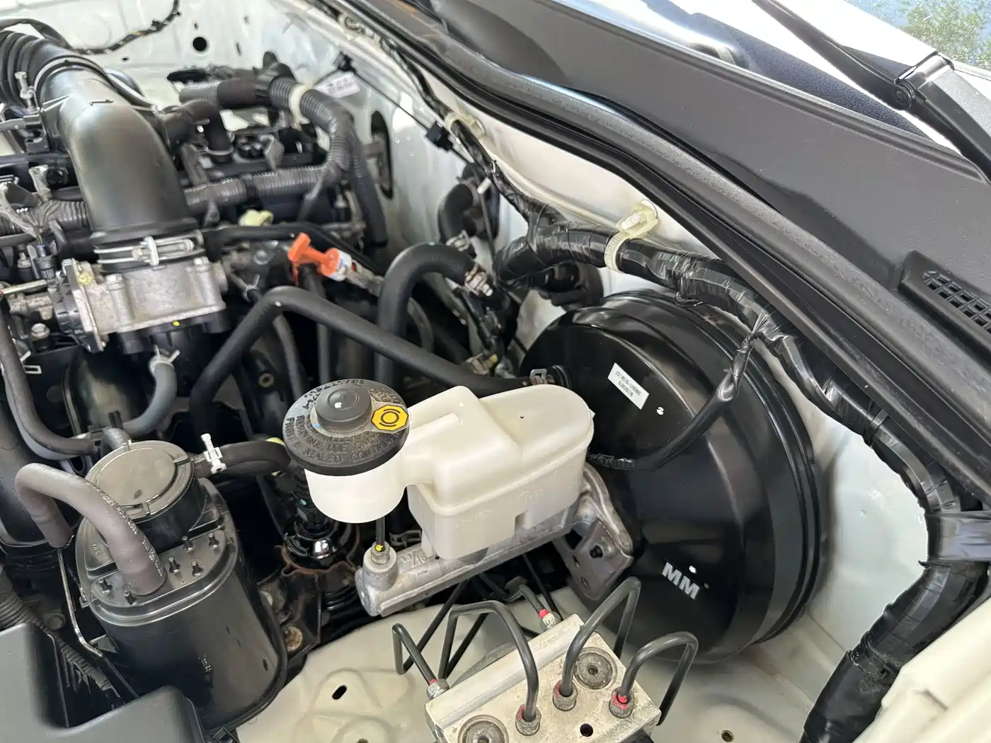 Toyota Fortuner 2015 Model 2.7L Standard Edition фото 22