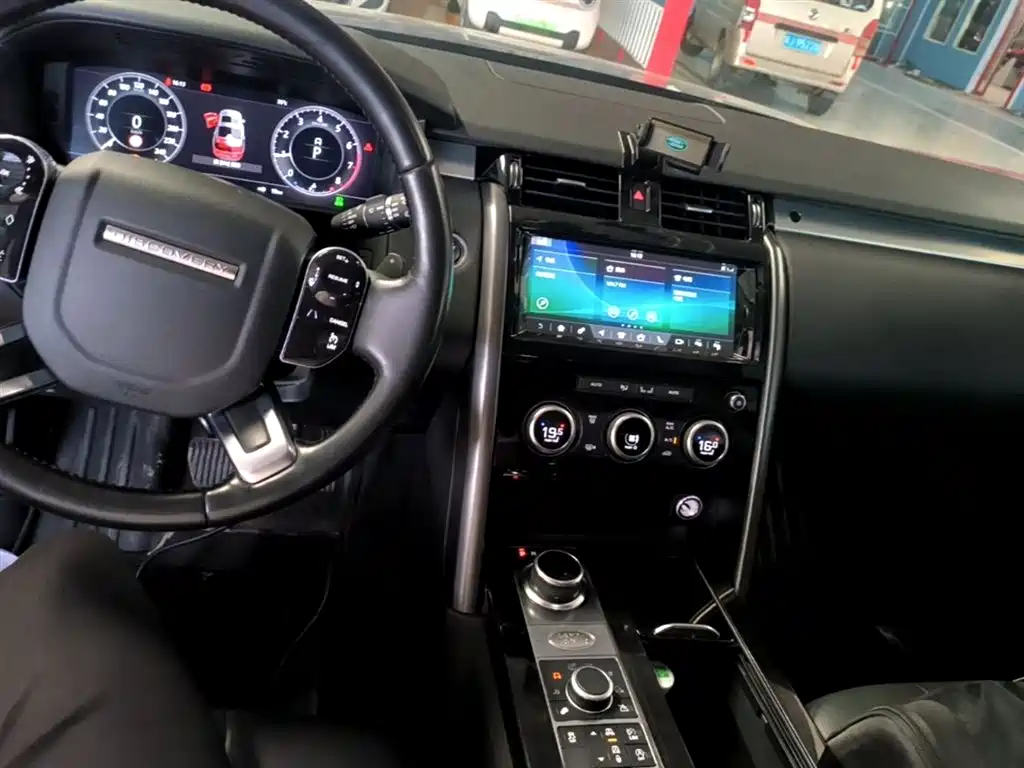 LAND ROVER DISCOVER