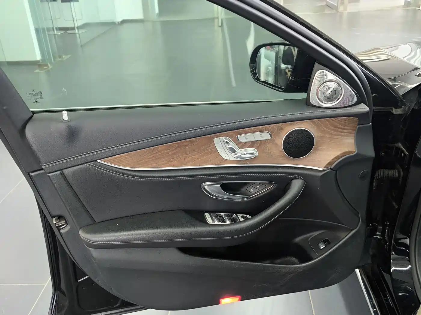 Mercedes-Benz E-Class 2019 Facelift E 300 L Fashion фото 7