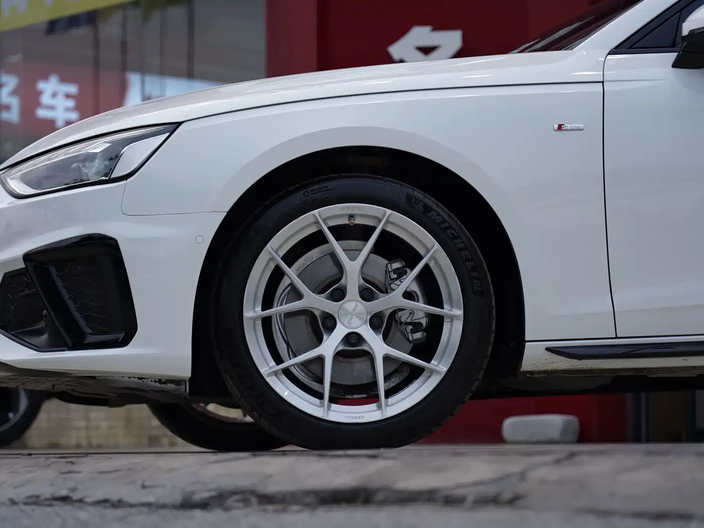 Audi A4L 2022 40 TFSI Luxury Dynamic фото 17