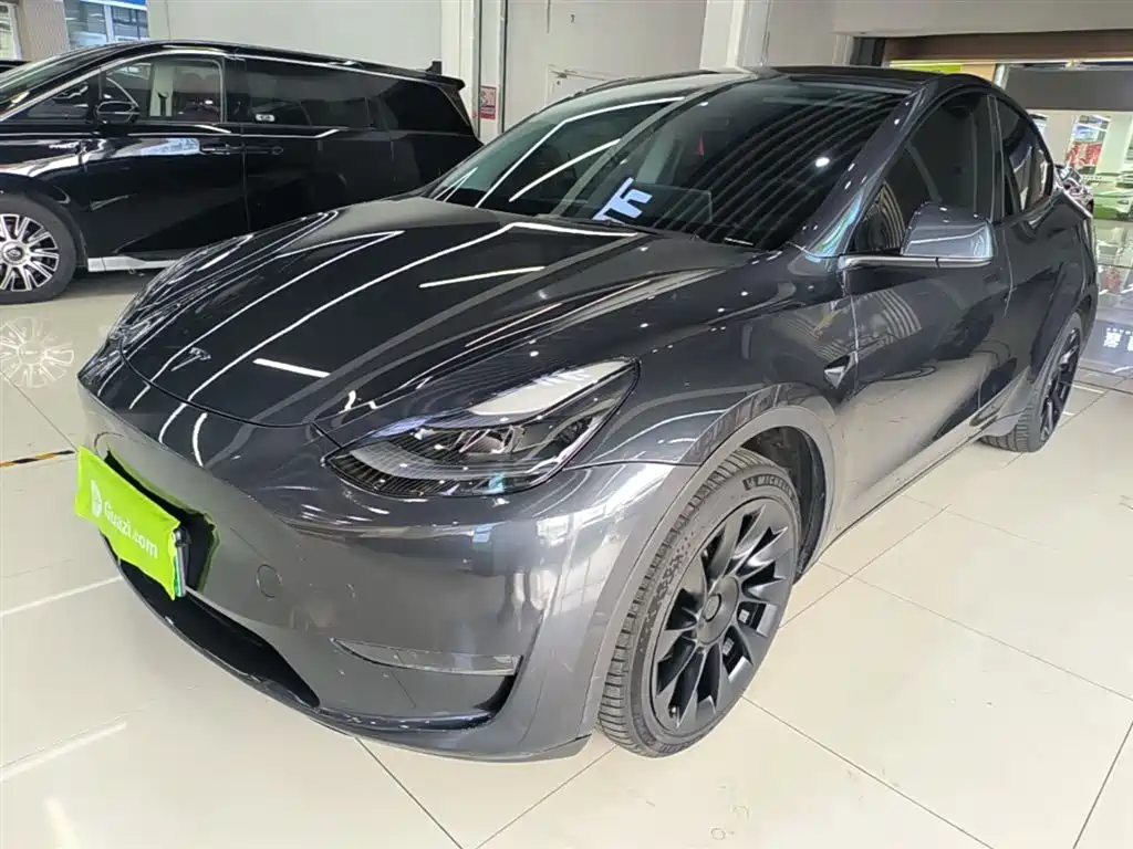 Tesla Model Y 2024 Long Range AWD