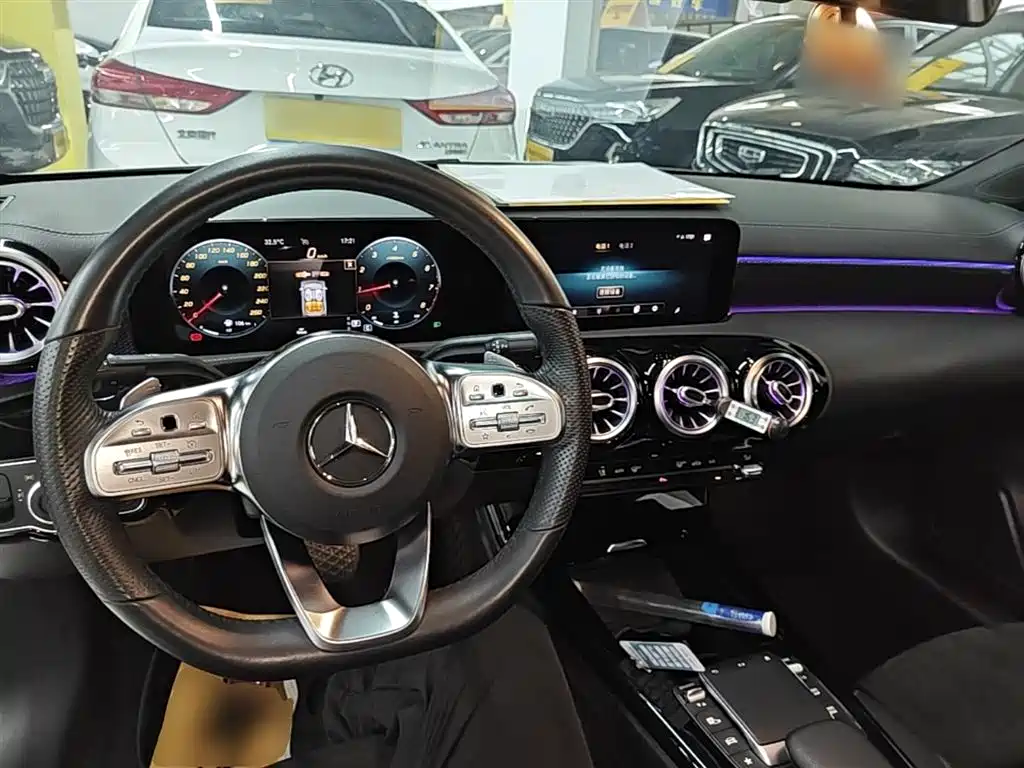 MERCEDES-BENZ CLASS A