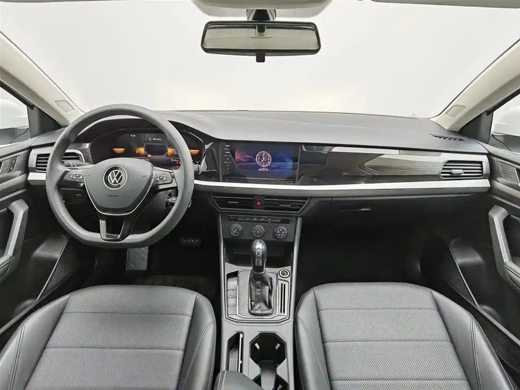 Volkswagen Lavida 2022 1.5L Auto Comfort Edition фото 5