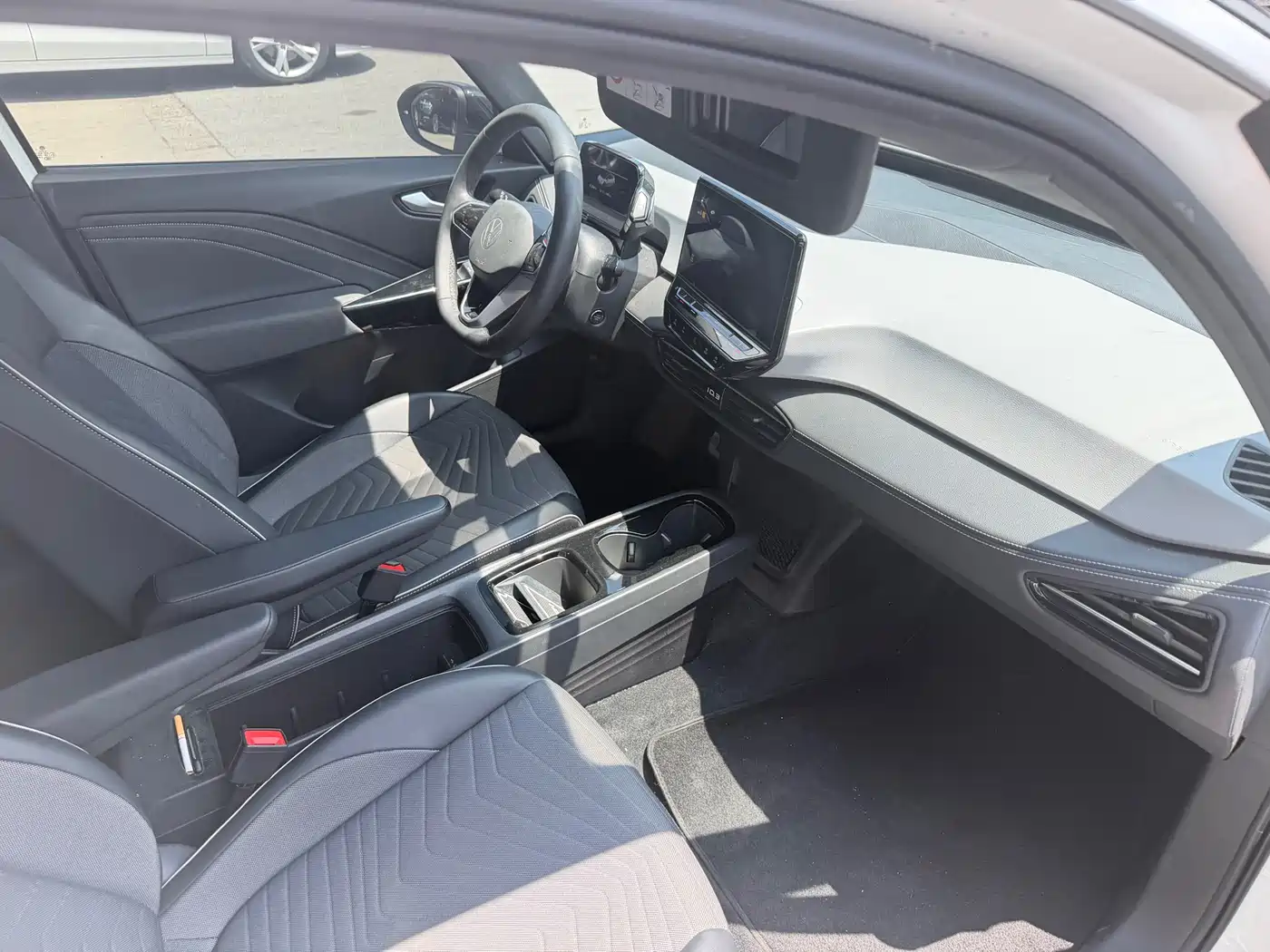 Volkswagen ID.3 2024 Outstanding Edition фото 9