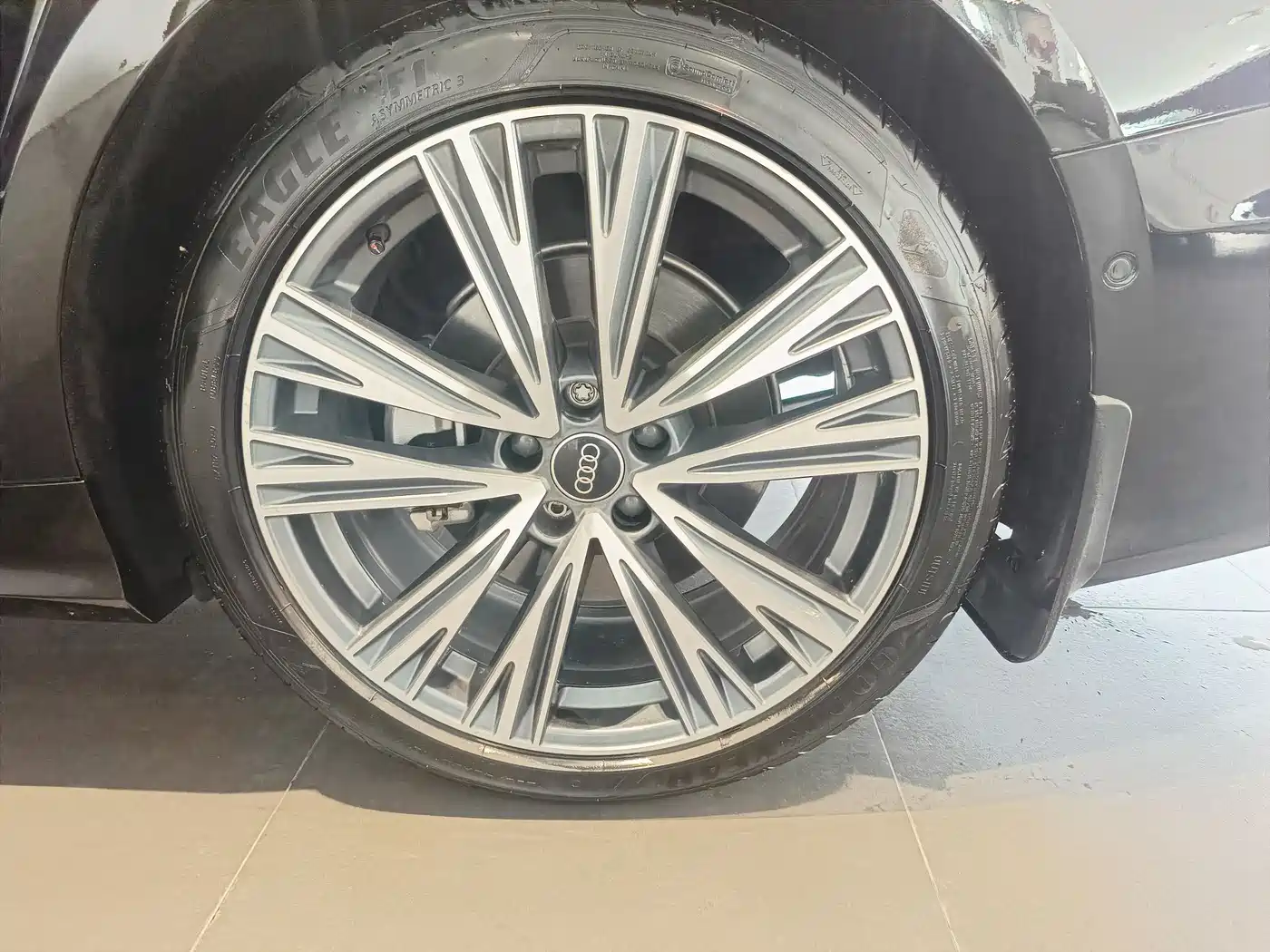 Audi A6L 2023 45 TFSI Premium Selection Dynamic фото 19