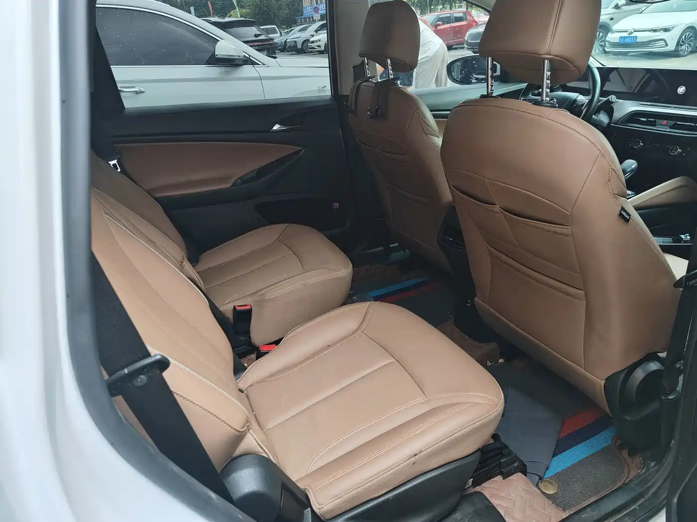 Buick GL6 2022 2021 323T Mild Hybrid Connected Premium Trim
