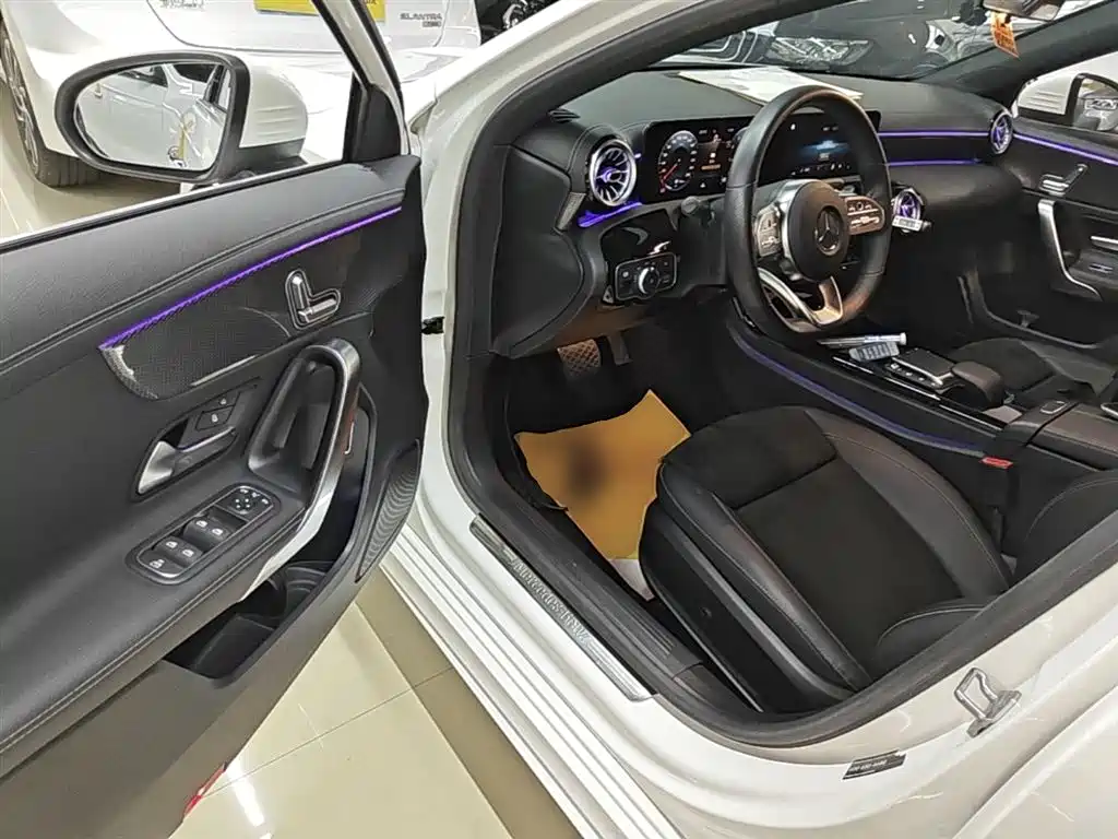 MERCEDES-BENZ CLASS A