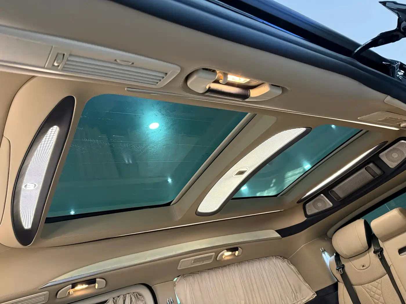 MERCEDES-BENZ V CLASS