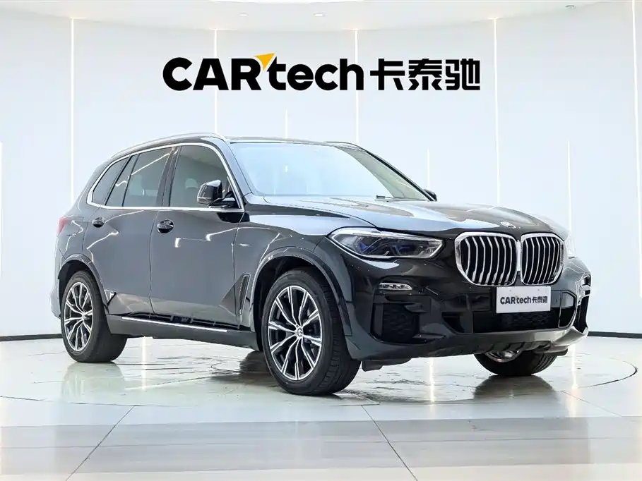 BMW X5 (Import) 2019 xDrive40i M Sport Package фото 5