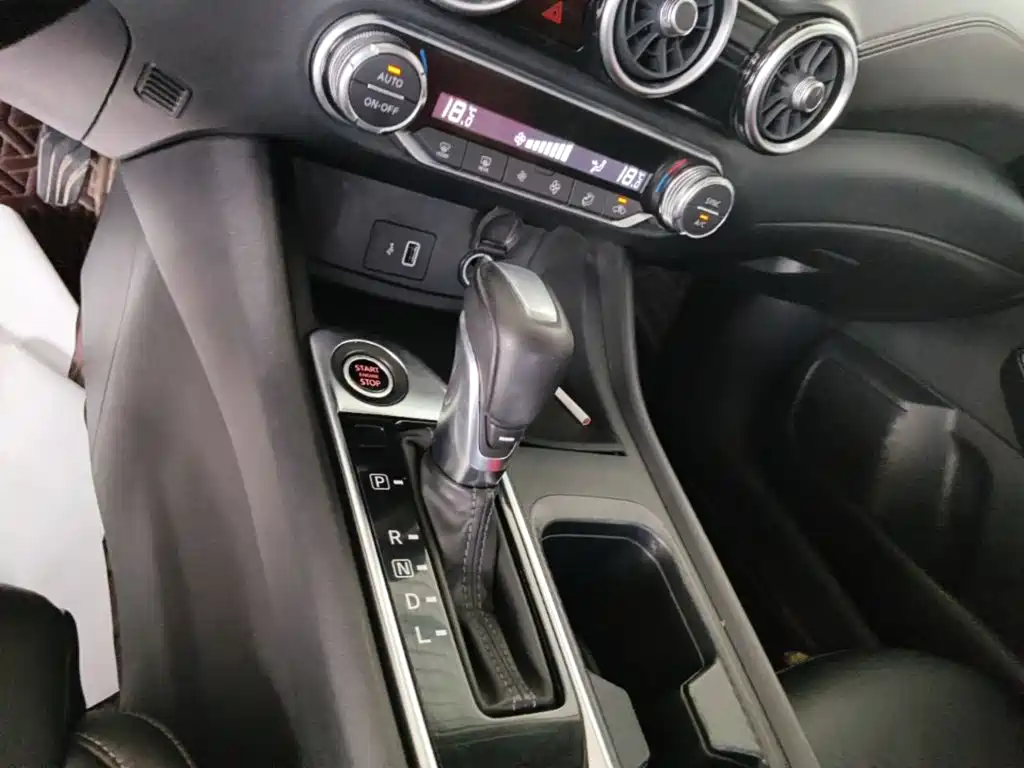 Nissan SYLPHY, миниатюра 10