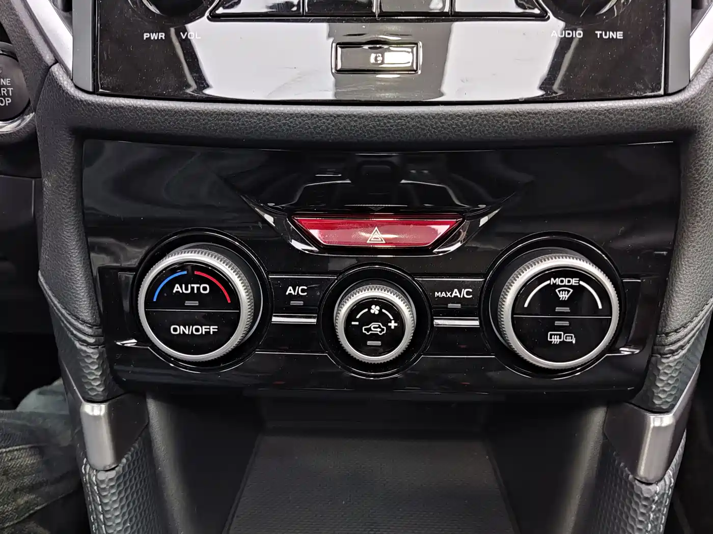 Subaru Forester 2022 2.0i AWD Luxury Edition with EyeSight фото 15